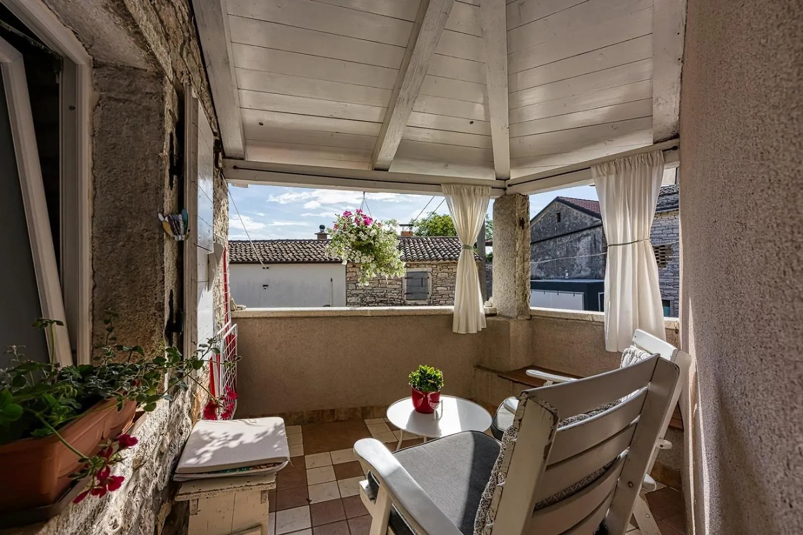 Casa Gustinka Villa Heki Holiday home