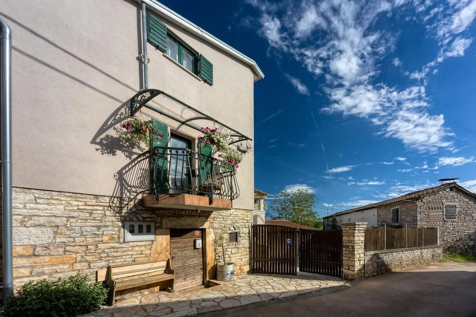 Casa Gustinka Villa Heki Holiday home